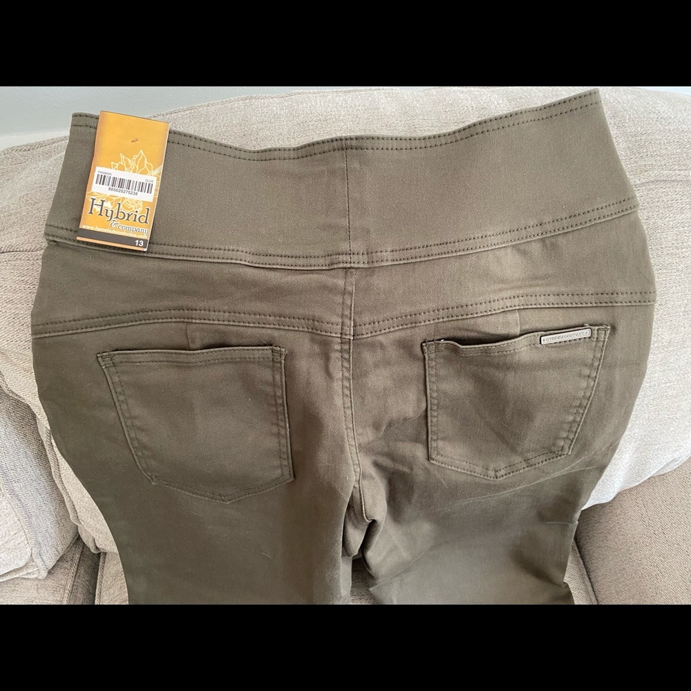 Brand new - army green skinny jeans